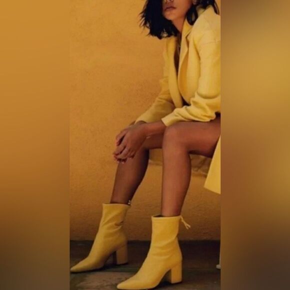 NIB Anine Bing Chloe Leather Ankle Boots Popcorn Yellow Size 37/ US 7 - Picture 9 of 16